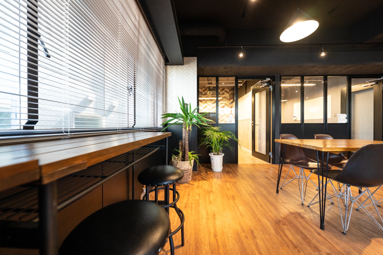 【PMO/生保/週5/リモート併用】