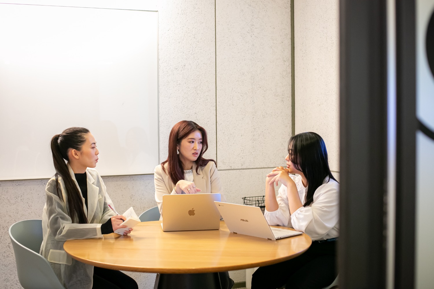 【LGBTQ+向け】SNSの企画・撮影・編集でグロース実績のある方を募集！