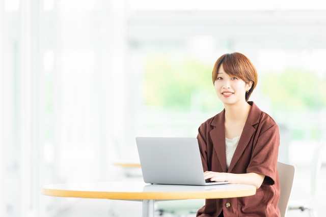 大手新聞社のデータベース関連部門での事務職を大募集@築地市場 