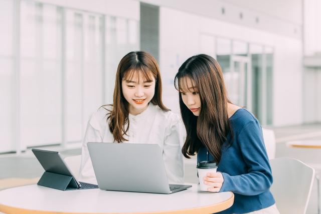 【週2リモ】大手ネット広告代理店の音楽事業部でグラフィックデザイナー（派遣）